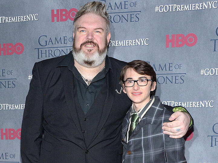 Kristian Nairn (l.) und Isaac Hempstead Wright (r.) müssen angeblich in der fünften "GoT"-Staffel pausieren