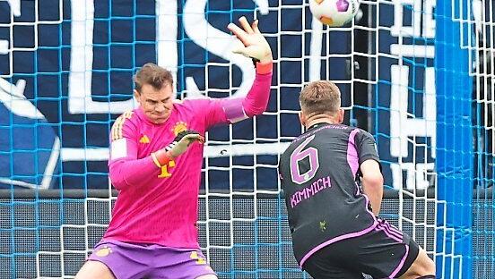 Reaktionsstark gegen Darmstadt: Manuel Neuer. firo/Augenklick Reaktionsstark gegen Darmstadt: Manuel Neuer. firo/Augenklick