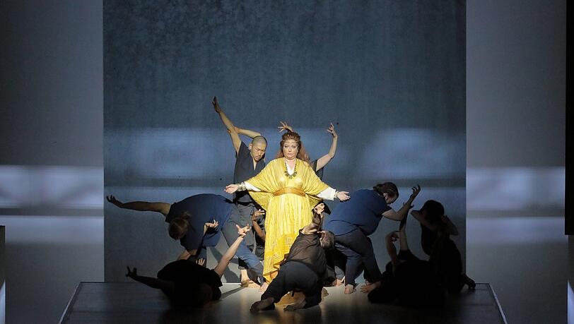 Dorothea Röschmann in "Alceste". Dorothea Röschmann in "Alceste".