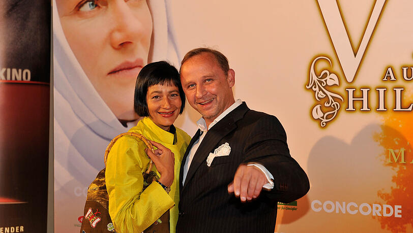 Im Jahr 2014 starb Alexander Helds Ehefrau Patricia Gräfin Fugger an inneren Blutungen. Ein Fremdverschulden schloss die Polizei aus. Im Jahr 2014 starb Alexander Helds Ehefrau Patricia Gräfin Fugger an inneren Blutungen. Ein Fremdverschulden schloss die Polizei aus.