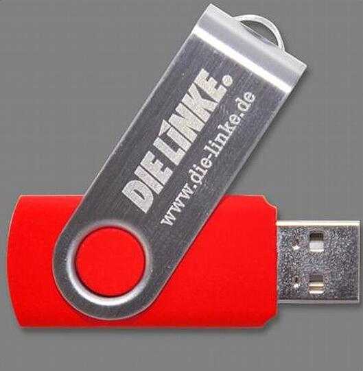 Die Linke digital: Auch USB-Sticks verteilt die Partei.