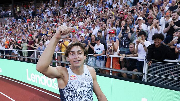 Armand Duplantis will seinen Stabhochsprung-Weltrekord in Eugene verbessern.