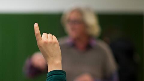 Hartes Pflaster: Immer mehr Lehrer leiden an der Schule.