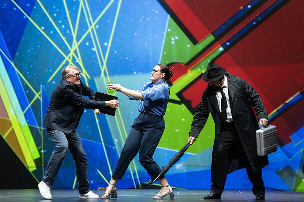 Wolfgang Schwaninger, Luise von Garnier und Avtandil Kaspeli in "Die letzte Verschwörung". Wolfgang Schwaninger, Luise von Garnier und Avtandil Kaspeli in "Die letzte Verschwörung".