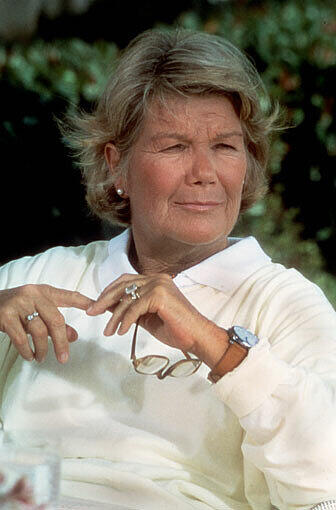 DIE MUTTER: Eleanor Southworth, gennannt "Miss Ellie", Ewing (Barbara Bel Geddes). Nach dem Tod ihres ersten Mannes Jock Ewing heiratet sie Clayton Farlow.