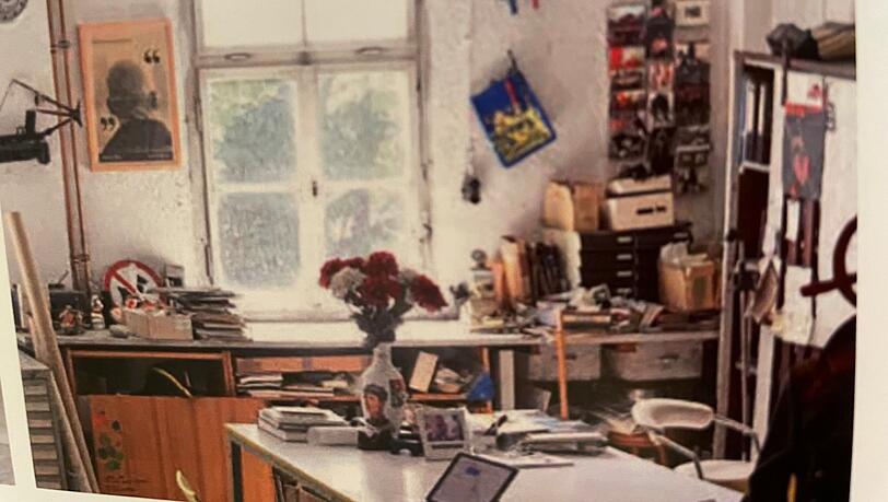 Das Buch von Flatz zeigt unter anderem sein Atelier.