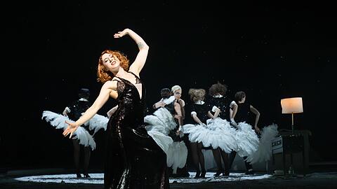 Vassilissa Reznikoff als Sally Bowles.