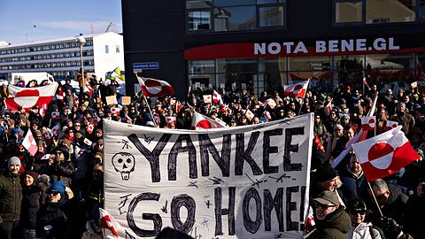 Demonstranten in Nuuk haben eine klare Meinung zur US-Begierde. (Archivbild)