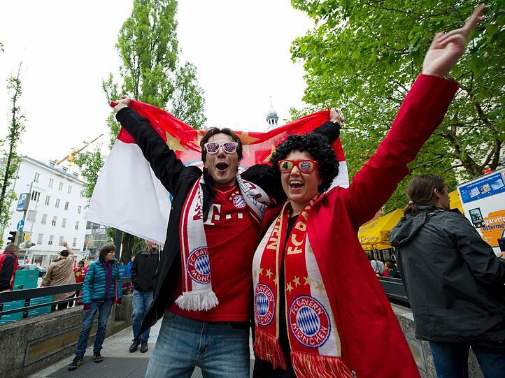 Die große Fan-Party auf der Leopoldstraße in München. Die Bilder.