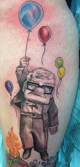 Über Geschmack lässt sich bekanntlich streiten... Die witzigsten Horror-Tattoos in der Bilderstrecke.
