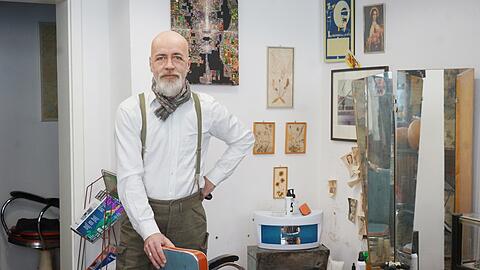 "Die Lage ist schwer": Friseur Stefan Eibl in seinem Laden in der Reichenbachstraße.