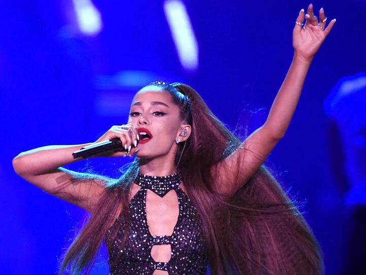 Ariana Grande hat ihr letztes Jahr musikalisch aufgearbeitet.