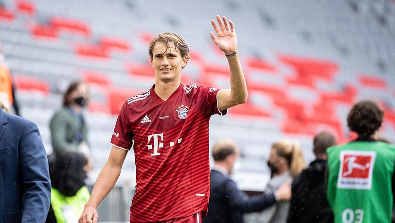 Tennis-Olympiasieger Alexander Zverev ist großer Bayern-Fan. Tennis-Olympiasieger Alexander Zverev ist großer Bayern-Fan.