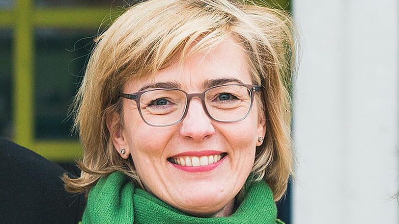 Wirtin Antje Schneider.