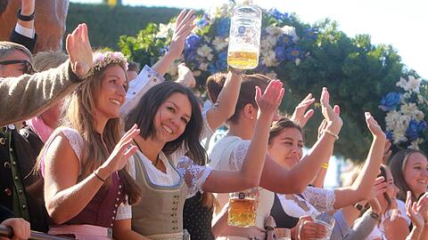 Mit das Beste der Wiesn ist gleich zum Anfang: Der Einzug am Samstag.