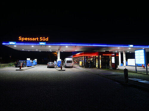 An dieser Tankstelle geschah der Zugriff.