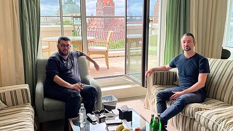 1860-Investor Hasan Ismaik beim Interview mit AZ-Reporter Matthias Eicher.