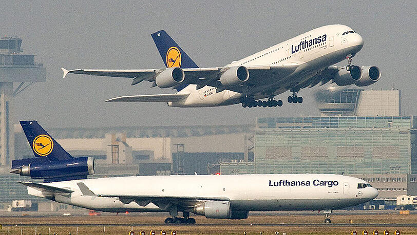 Auf dem Flug von München nach Warschau kam es für eine Lufthansa-Masachine zu einem Fast-Zusammenstoß mit einer Drohne. Auf dem Flug von München nach Warschau kam es für eine Lufthansa-Masachine zu einem Fast-Zusammenstoß mit einer Drohne.