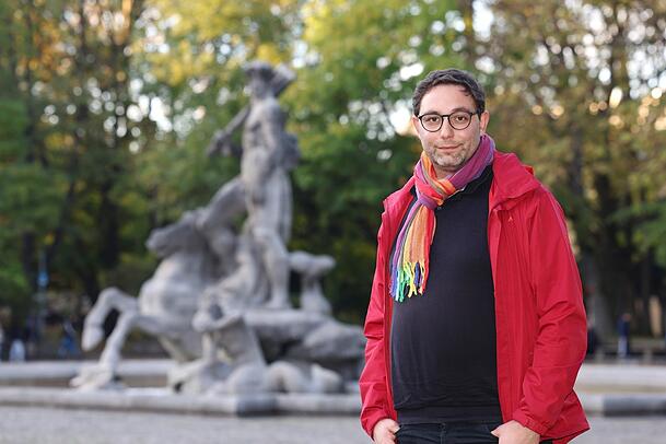 Warum passiert auf dem ehemaligen Tankstellen-Grundstück seit Jahren nichts? Das fragt sich Linken-Chef Stefan Jagel. Warum passiert auf dem ehemaligen Tankstellen-Grundstück seit Jahren nichts? Das fragt sich Linken-Chef Stefan Jagel.