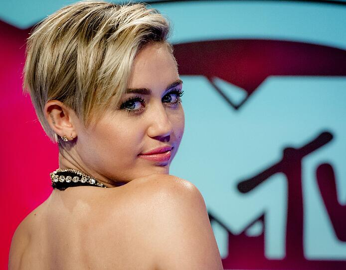 Bilder von Mileys Auftritt bei den EMAs.