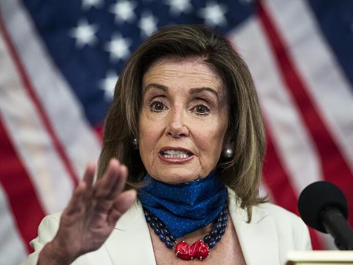 Nancy Pelosi, Sprecherin des US-Repräsentantenhauses, verlangt Aufklärung über russisches Kopfgeld auf US-Soldaten.