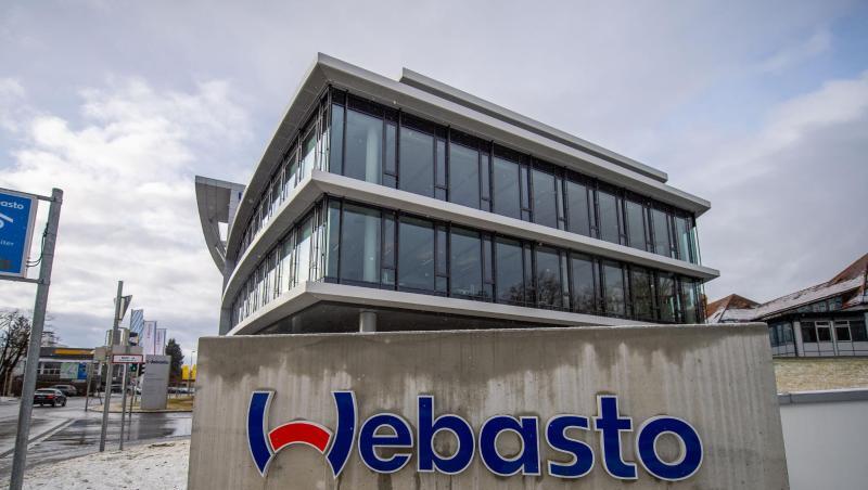 Das Logo von Webasto ist vor einem Gebäude des Autozulieferers zu sehen. Foto: Lino Mirgeler/dpa/Symbolbild Das Logo von Webasto ist vor einem Gebäude des Autozulieferers zu sehen. Foto: Lino Mirgeler/dpa/Symbolbild
