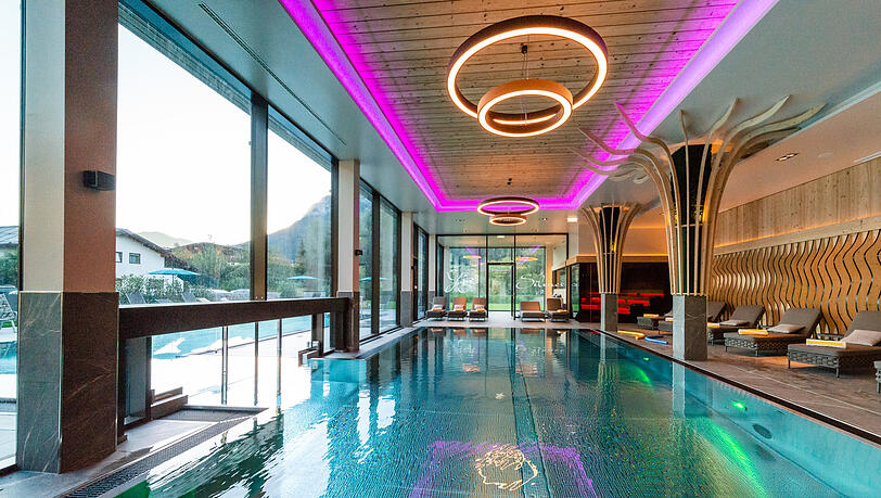 Lassen Sie sich im weitläufigen Adults-only-Panorama-Spa so richtig verwöhnen.