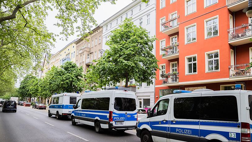 Die Polizei durchsuchte vergangene Woche 15 Wohnungen und Geschäftsräume der Letzten Generation.