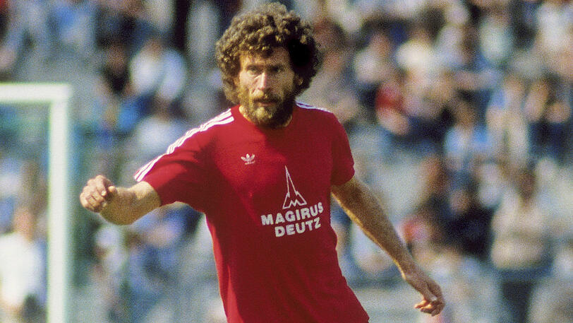 Defensives Mittelfeld: Paul Breitner.
