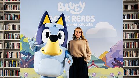 Hollywoodstar Diane Kruger las in M&uuml;nchen "Bluey"-Geschichten vor - und verriet dabei, wie sehr ihre ganze Familie die Geschichten liebt.