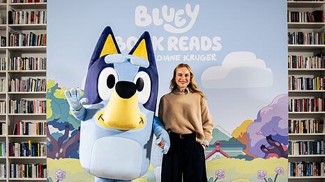 Hollywoodstar Diane Kruger las in M&uuml;nchen "Bluey"-Geschichten vor - und verriet dabei, wie sehr ihre ganze Familie die Geschichten liebt.