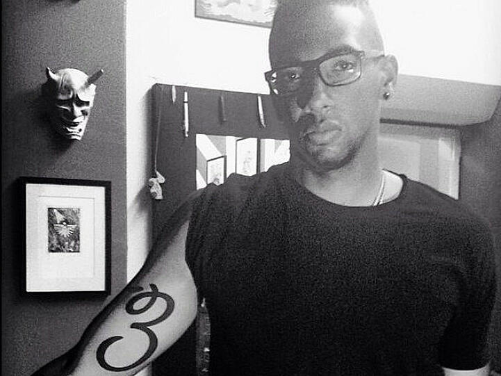 Jerome Boateng zeigt mit seinen Tattoos unter anderem Geschwisterliebe