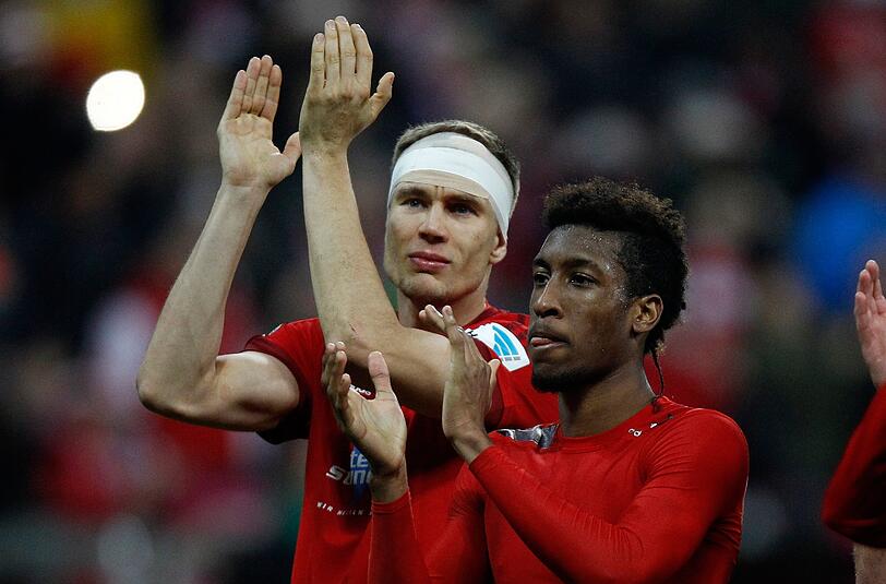 Badstuber (l., daneben Coman) mit Kopfturban.