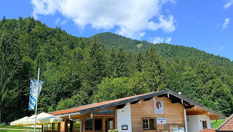 Soll rund ums Jahr Gäste ansprechen: die Hirschbergalm. Soll rund ums Jahr Gäste ansprechen: die Hirschbergalm.