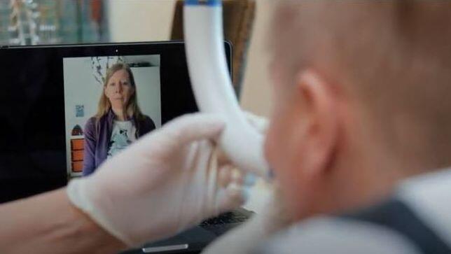 Hilfe kommt jetzt nur via Videotelefonie.