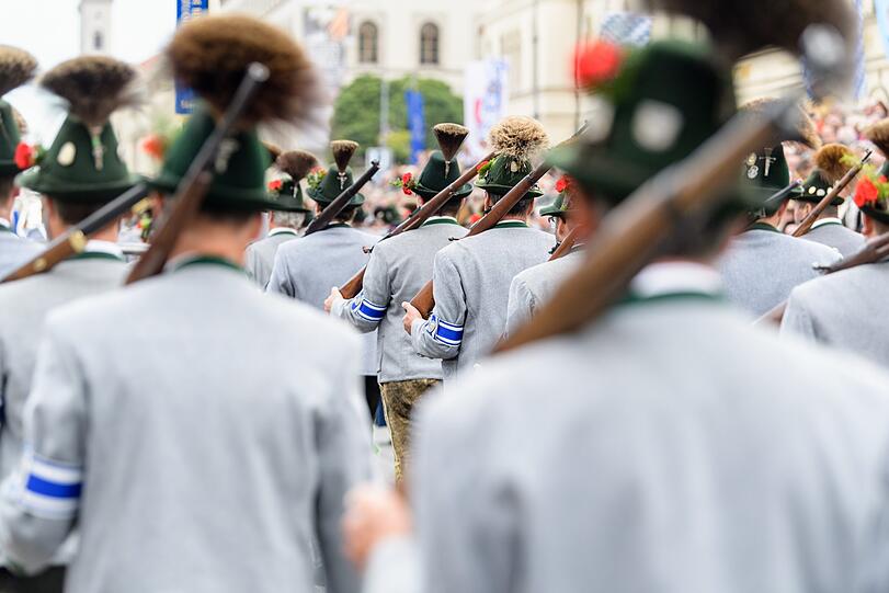 Der Trachten- und Schützenzug zur Münchner Theresienwiese war wieder für Groß und Klein eine tolle Veranstaltung, egal ob als Teilnehmer oder als Zuschauer.