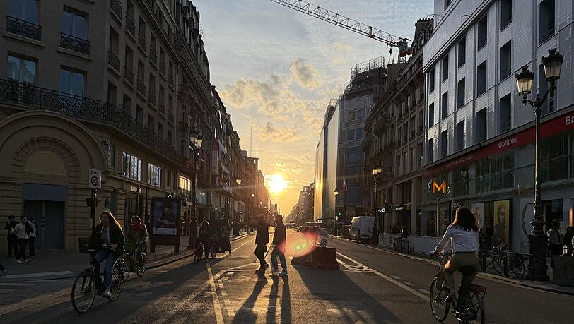 Paris investiert Millionensummen in den Ausbau des Radwegenetzes. (Archivbild)