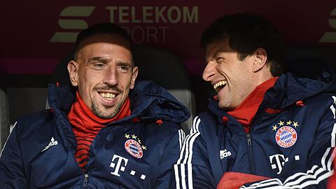 Kennen sich gut aus den gemeinsamen Jahren beim FC Bayern: Ribéry (l) und Müller.
