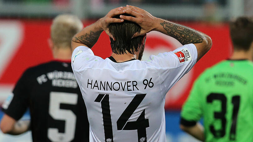 Hannover 96 muss um die Tabellenführung bangen.