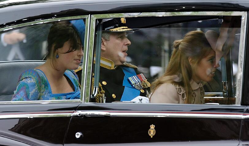 Die britischen Prinzessinnen Beatrice und Eugenie.