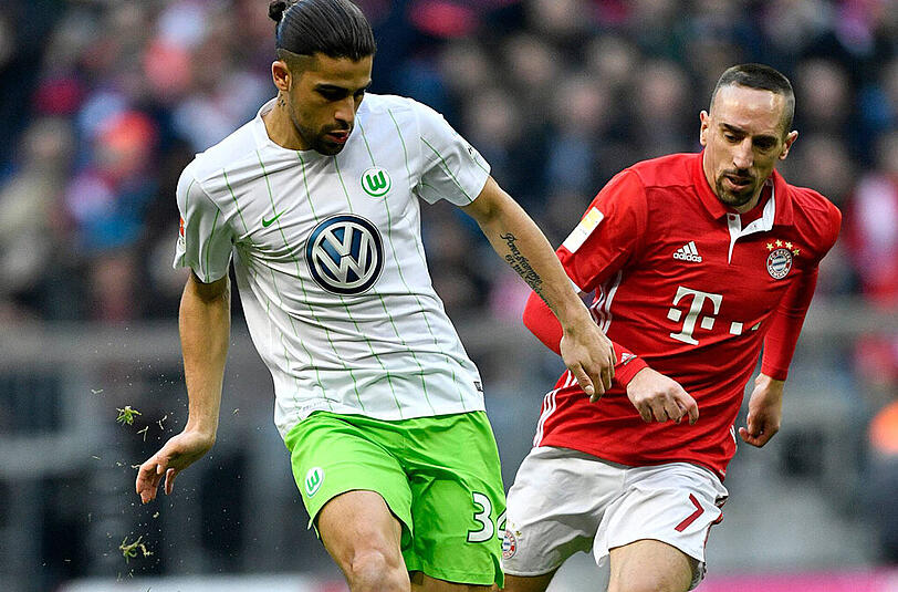Franck Ribéry: Note 4. Der Franzose diesmal mit Hintermann Bernat. Jedoch ohne große Wirkung und große Szenen, konnte sich gegen Blaszczykowski eher selten durchsetzen über links. An den Toren nicht wirklich beteiligt, riss ein paar Löcher, ein paar Dribblings und Flanken - ganz nett. Raus nach 77 Minuten.
