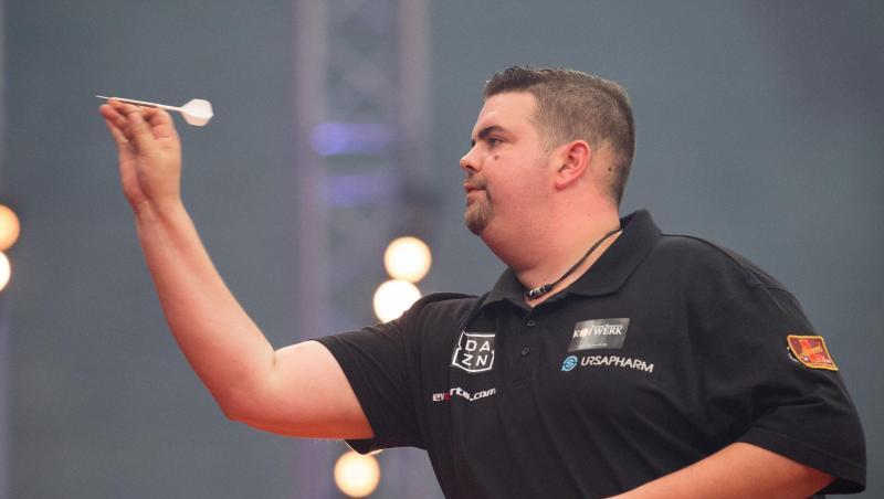 Widmet sich vorerst voll dem Darts-Sport: Gabriel Clemens. Widmet sich vorerst voll dem Darts-Sport: Gabriel Clemens.