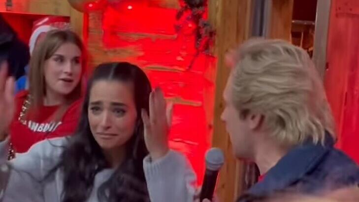 Weihnachts-Fan Amira Pocher ist den Tränen nahe