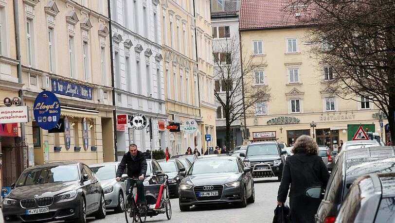 Willkommen in Schwabing. Willkommen in Schwabing.