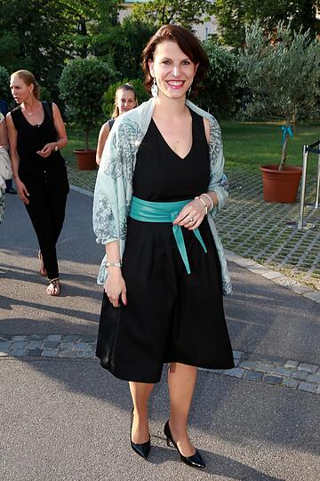 Karoline Edtstadler