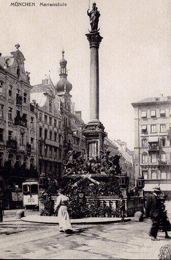 Die Mariensäule vor hundert Jahren.
