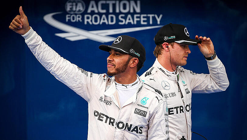 Weltmeister Lewis Hamilton (links) hat in Sao Paulo vorgelegt, der WM-Führende Nico Rosberg wurde im ersten Freien Training zum GP von Brasilien Dritter. Weltmeister Lewis Hamilton (links) hat in Sao Paulo vorgelegt, der WM-Führende Nico Rosberg wurde im ersten Freien Training zum GP von Brasilien Dritter.