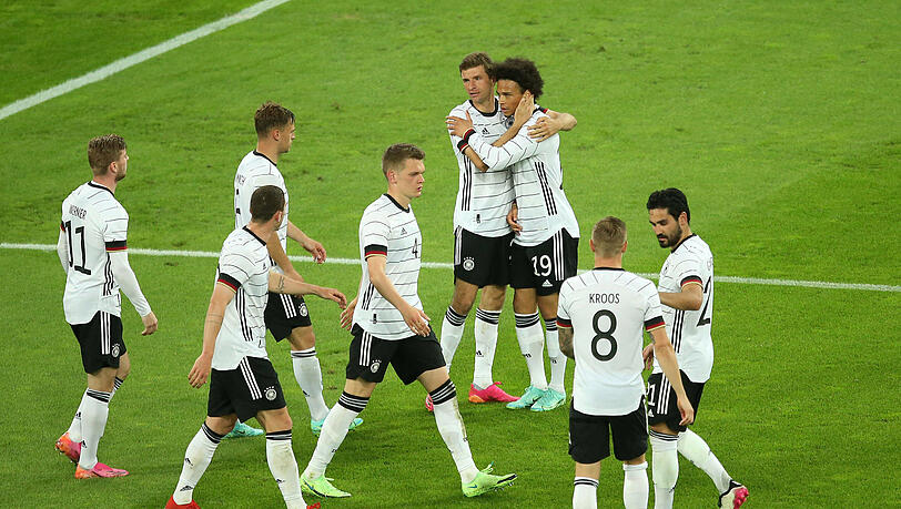 Im Kader der Nationalmannschaft erinnert so mancher an einen seiner prominenten Vorgänger.