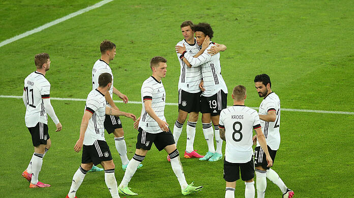 Im Kader der Nationalmannschaft erinnert so mancher an einen seiner prominenten Vorgänger.