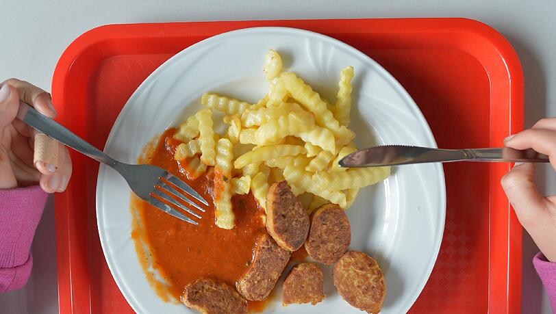 Das ist ein vegetarisches Mittagessen, wie es an einer Schule in Potsdam serviert worden ist. Das ist ein vegetarisches Mittagessen, wie es an einer Schule in Potsdam serviert worden ist.